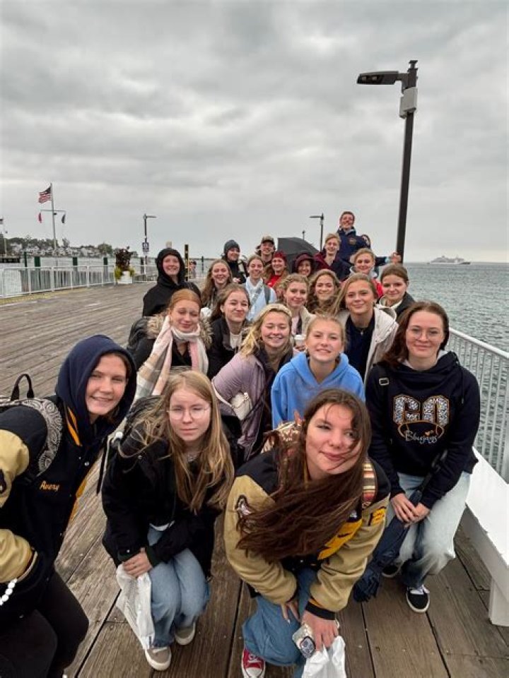 Are sophomores 10th graders?