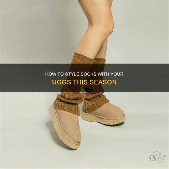 Are you supposed to wear socks with uggs?