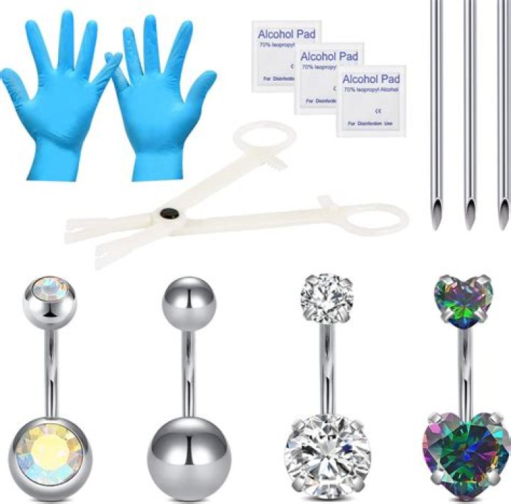 Can a piercer remove a dermal anchor?