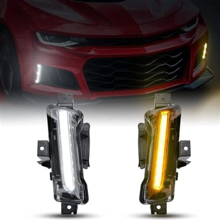 Can daytime running lights be yellow?