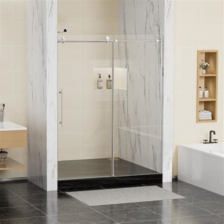 Can frameless showers leak water?