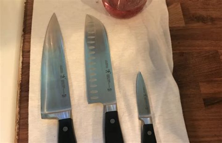 Can henckel knives go in the dishwasher?