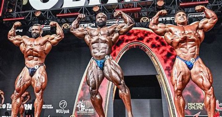 Can ifbb pros have tattoos?