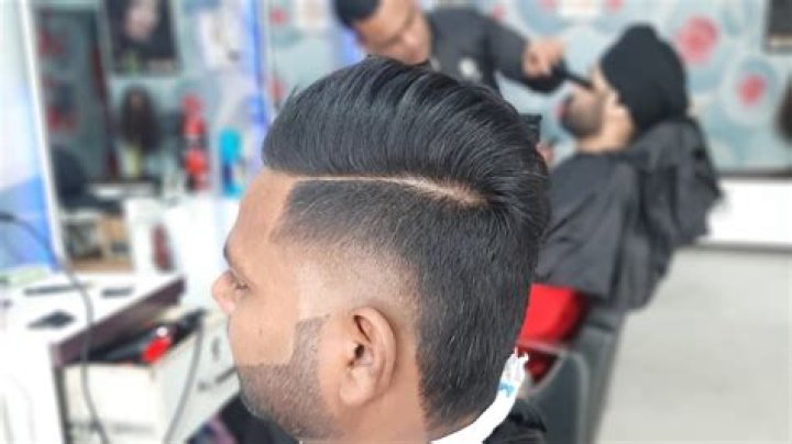 Can singh cut their hair?