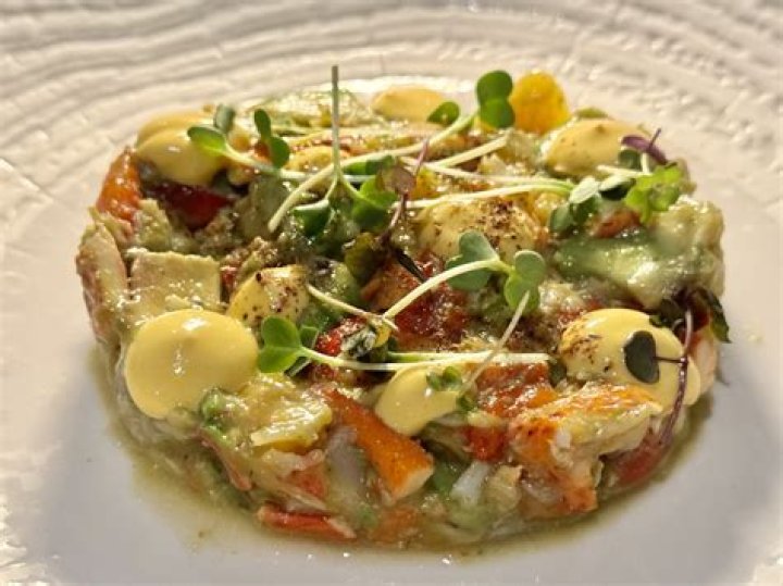 Can spoiled lobster kill you?