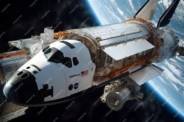 Could the space shuttle dock with the iss?