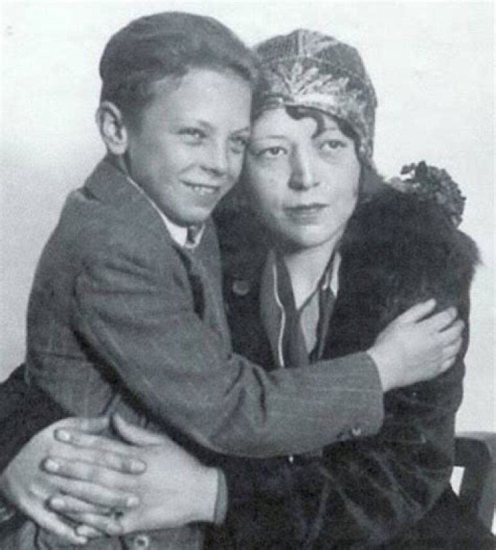 Did christine collins find her son?