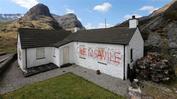Did jimmy savile have a house in scotland?