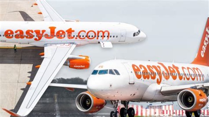 Do easyjet overbook flights?