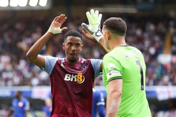 Do ezri and bashir get together?