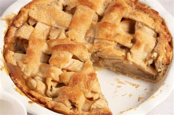 Does baked apple pie freeze well?