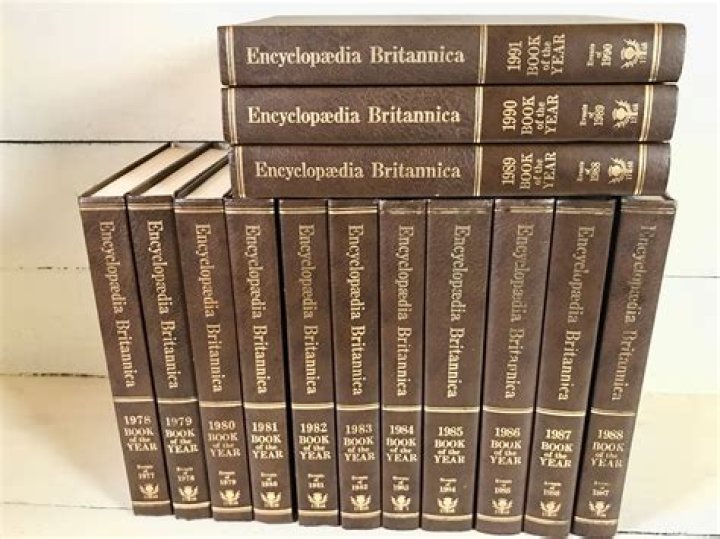 Does britannica still sell encyclopedias?