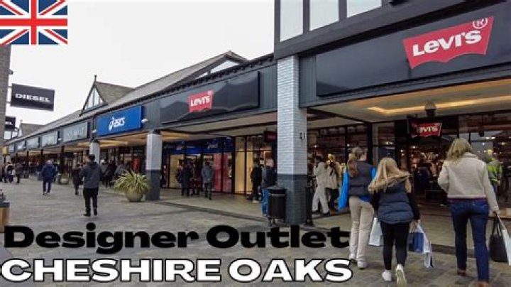 Does cheshire oaks do nhs discount?