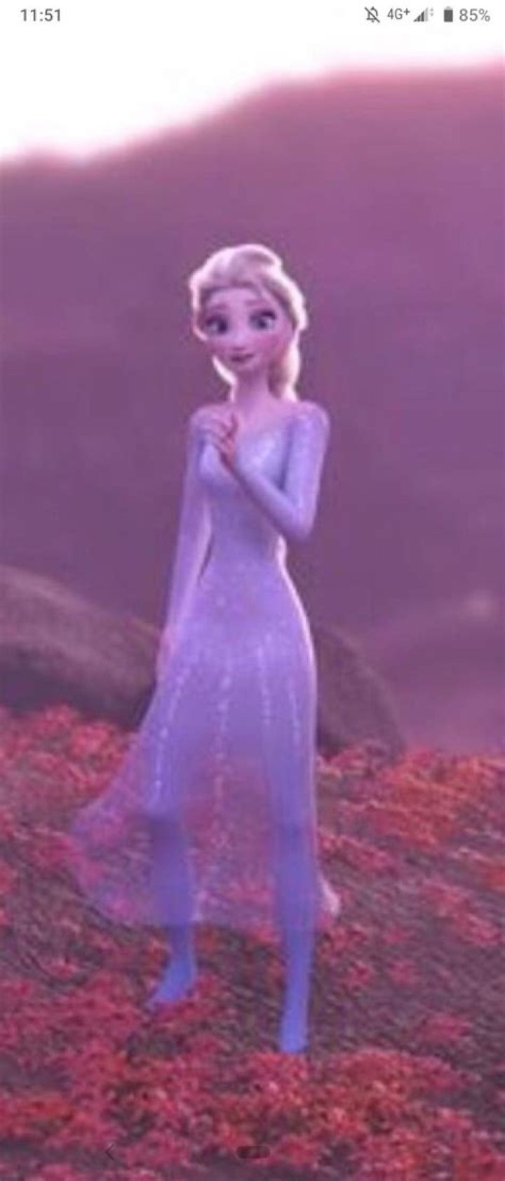 Does elsa unfreeze in frozen 2?