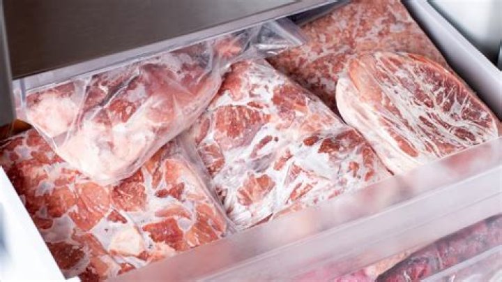 Does frozen meat weigh the same as unfrozen?