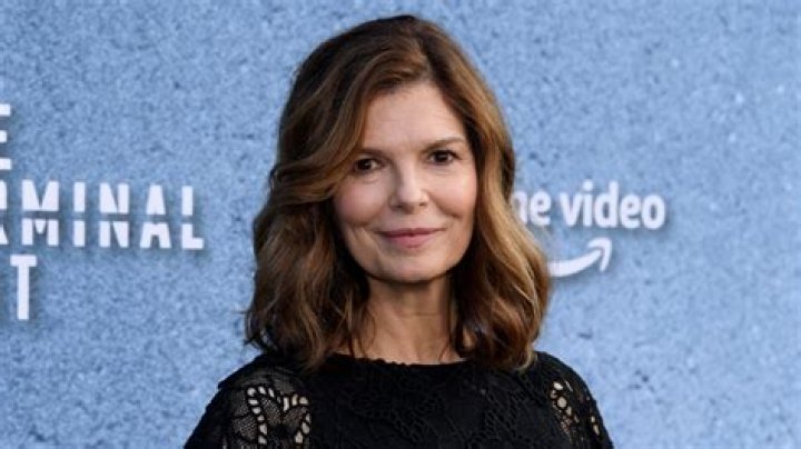 Does jeanne robertson still perform?