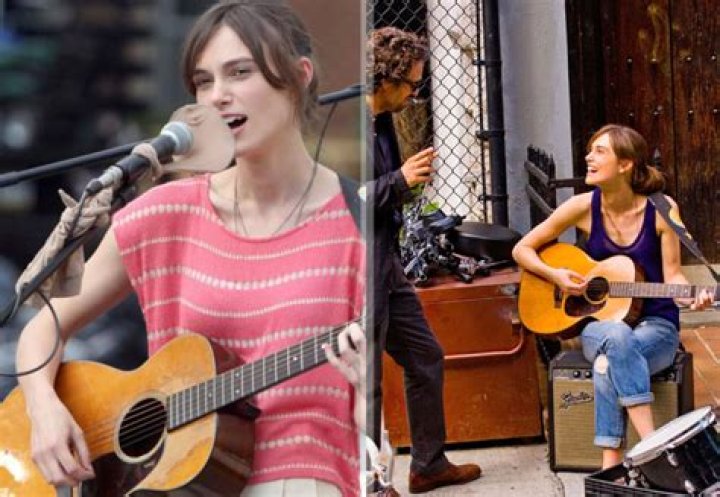 Does keira knightley sing?