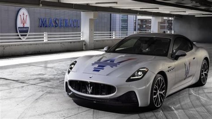 Does maserati make a limousine?