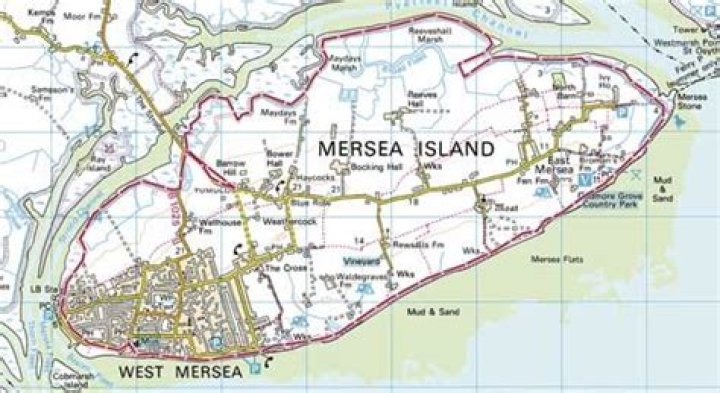 Does mersea island get cut off?