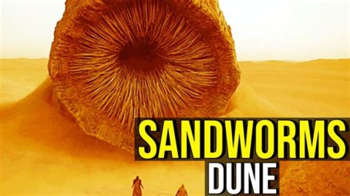 Does paul turn into a sandworm?