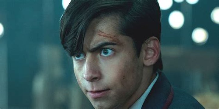 Does umbrella academy get better?