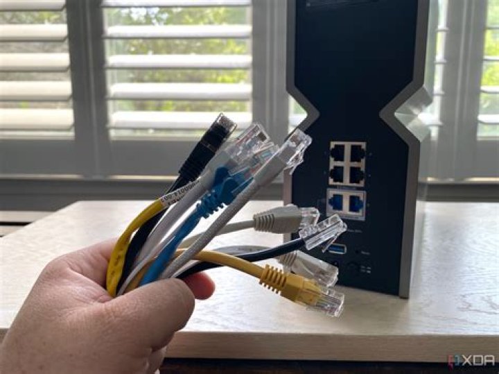 Does wired connection affect wifi?
