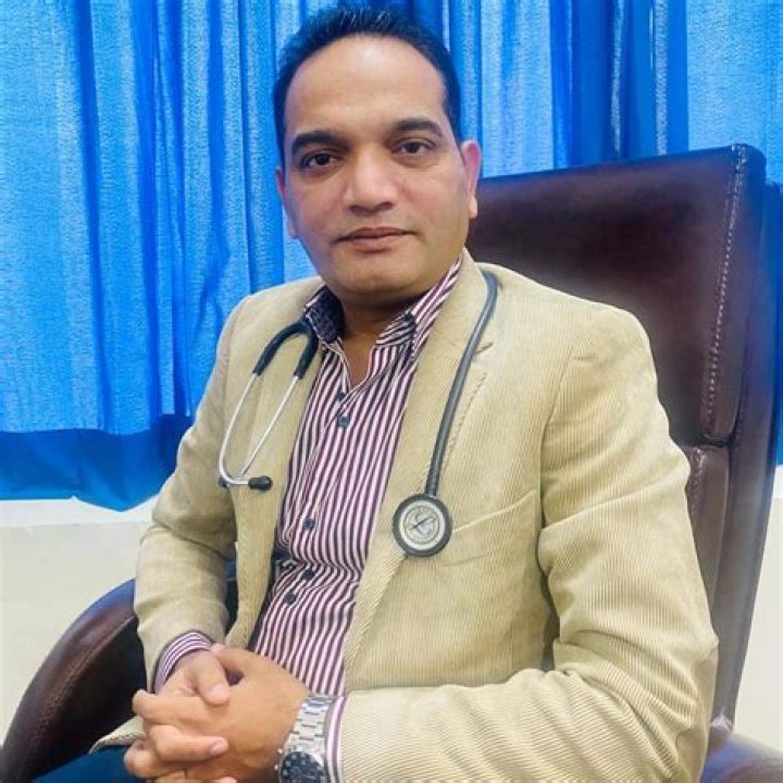 Has ayesha left doctors?