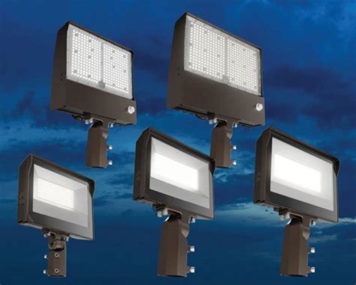 How do floodlights work?