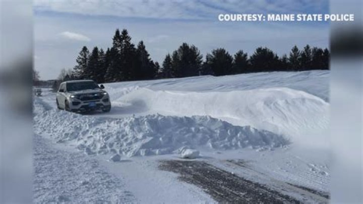 How to spell snowdrifts?