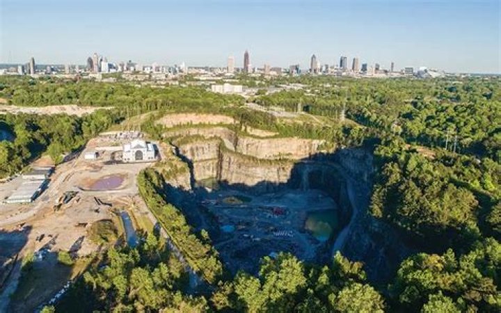 Is bellwood quarry open to public?