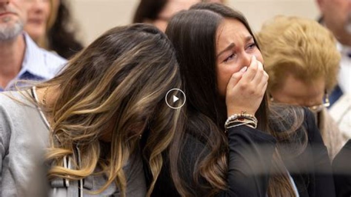 Is billie whitelaw still alive?