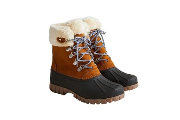 Is chukka boots good for snow?