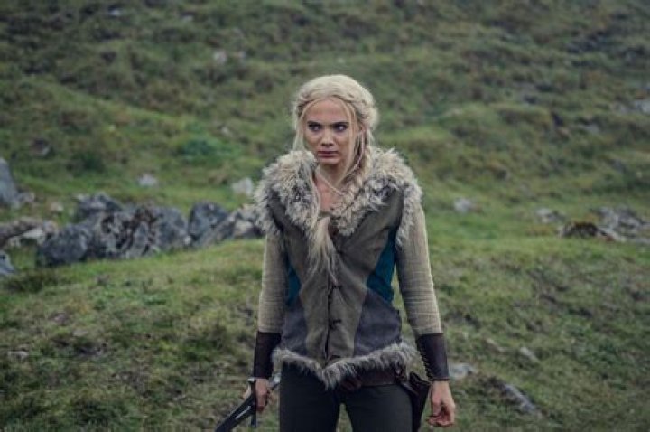 Is ciri emhyr daughter?