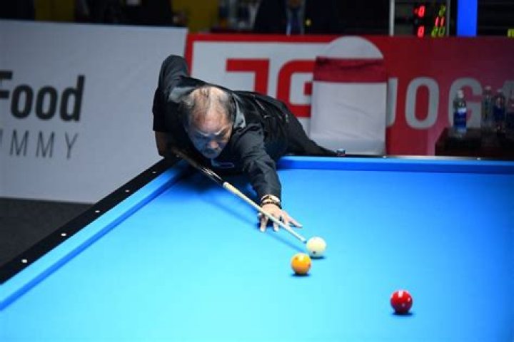 Is efren reyes still playing pool?