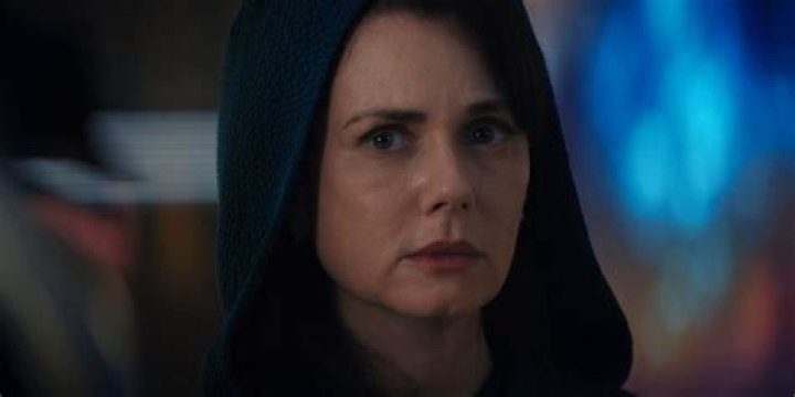 Is jane sam's mother in marrowbone?