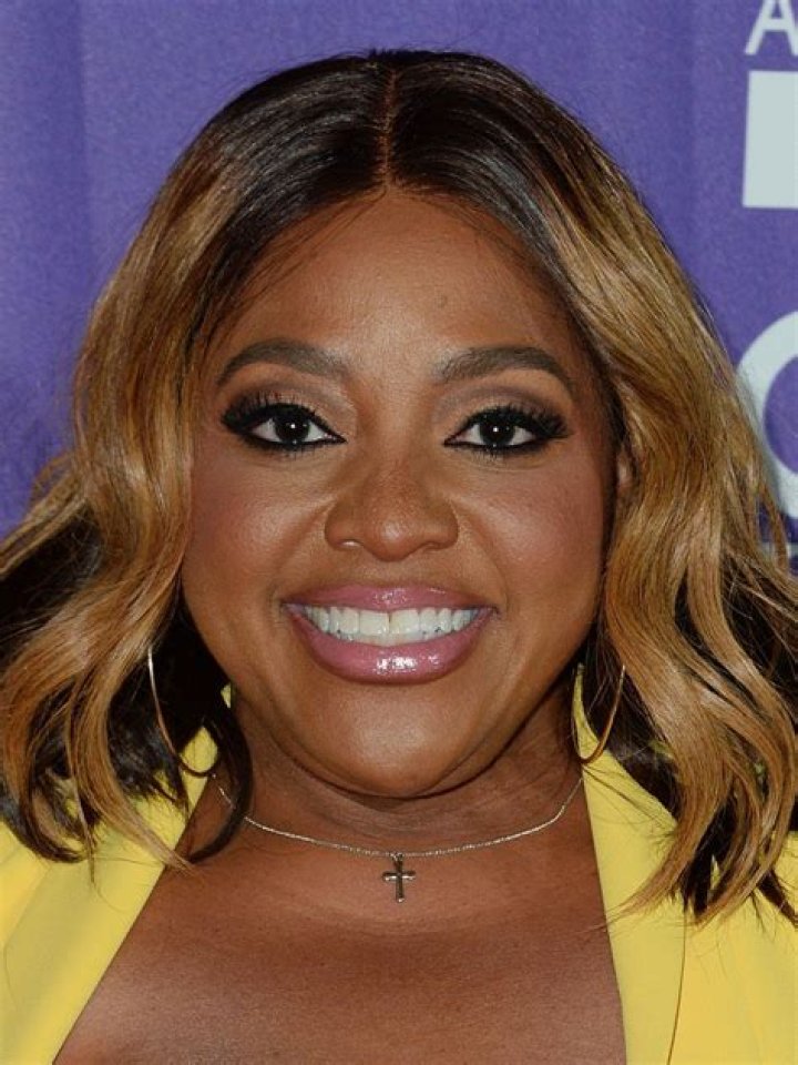 Is sherri shepherd on dish nation?