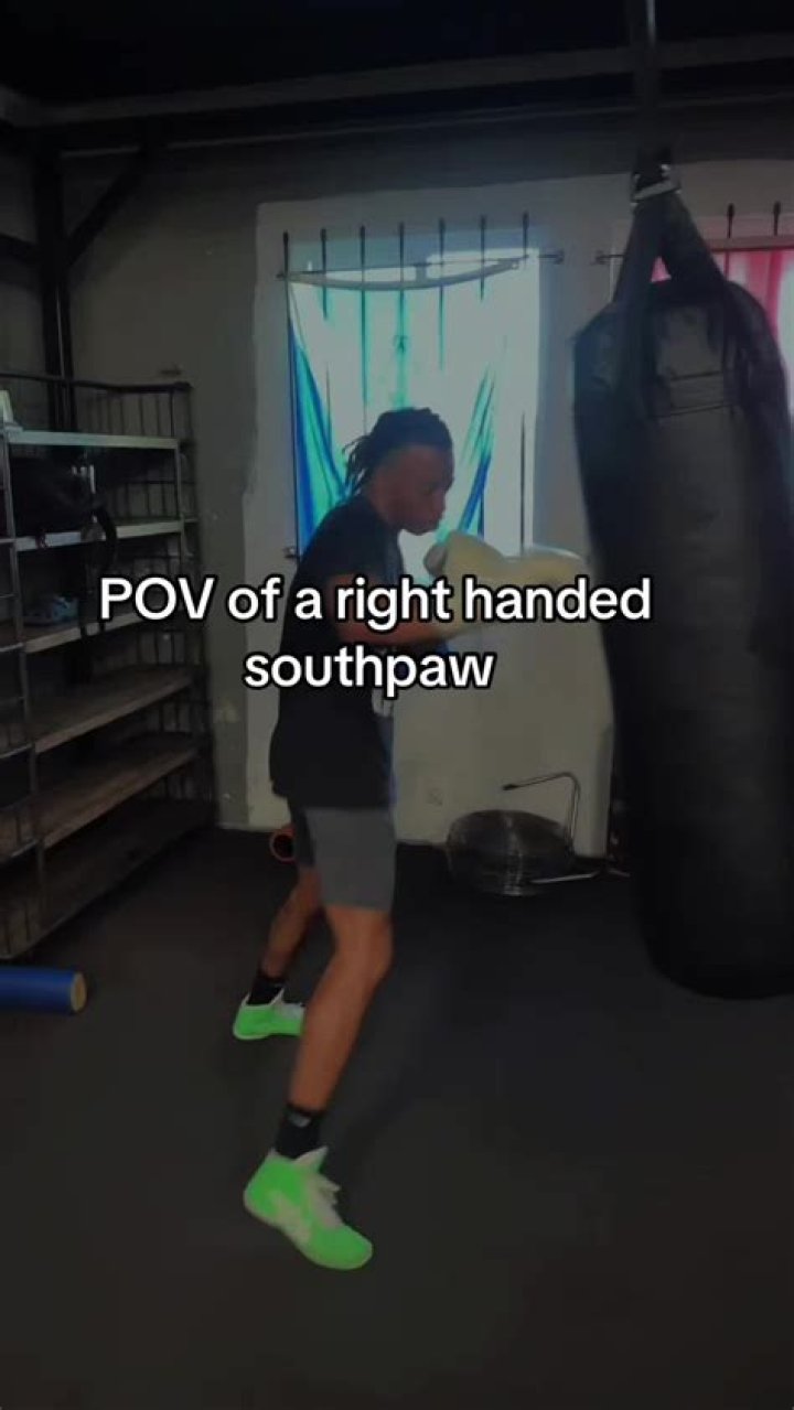 Is southpaws right handed?