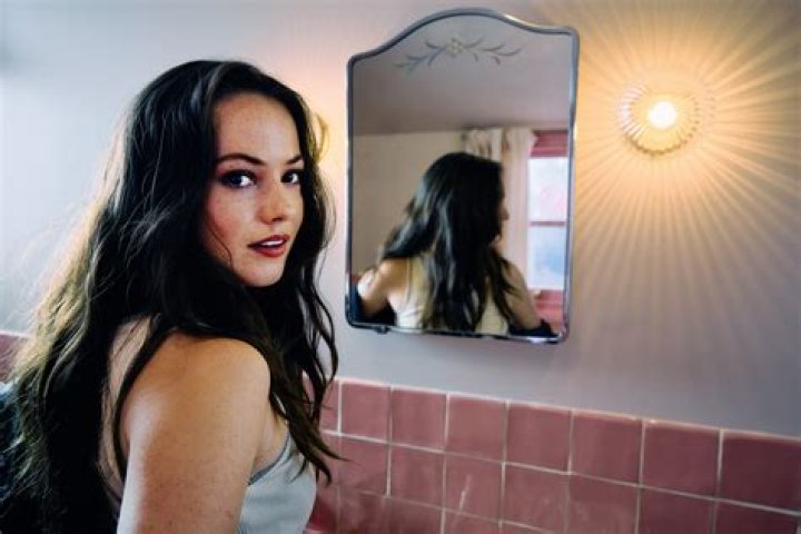 Is swaggeringly a word?