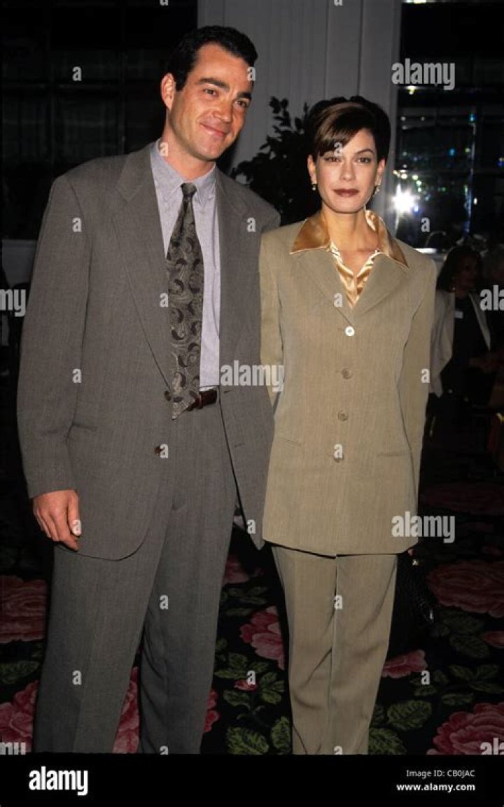 Is terri hatcher married?