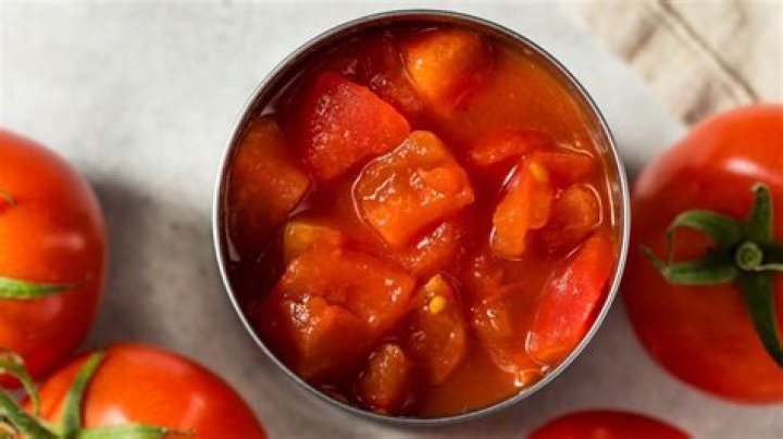 Is there sugar in canned chopped tomatoes?