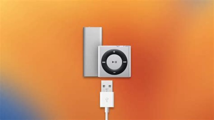 Should ipod shuffle be turned on when charging?