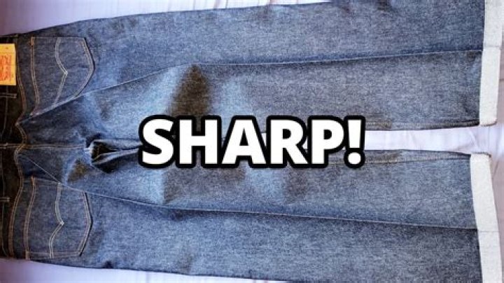 Should slacks have a crease?