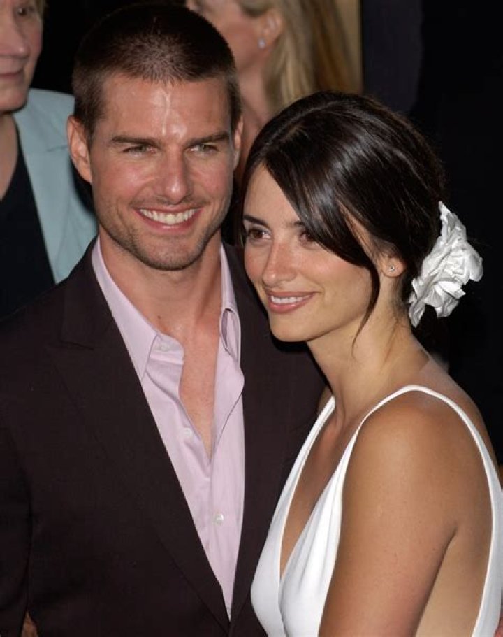 Was penelope cruz married to tom cruise?
