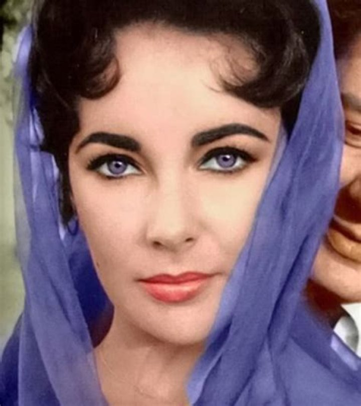 Were elizabeth taylor's eyes really violet?