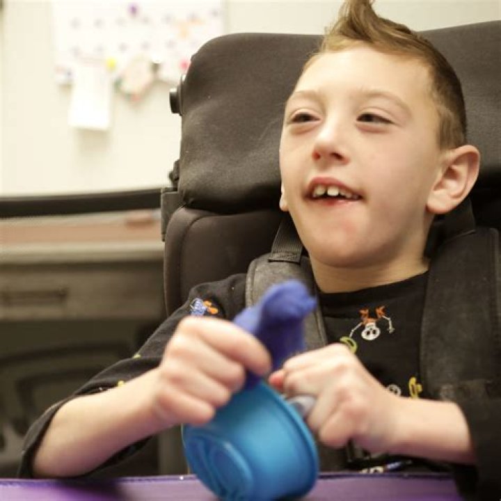 What do messily meaning?