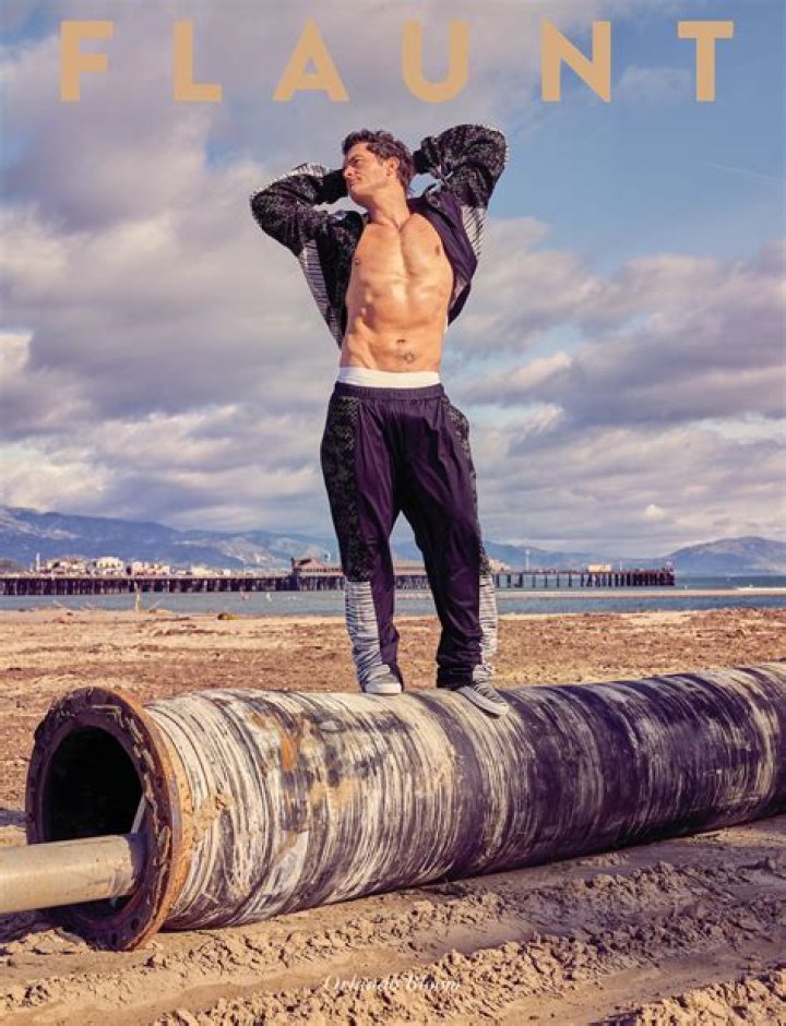 What is flaunt magazine?