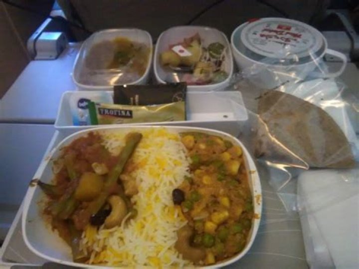 What is hindu vegetarian meal?