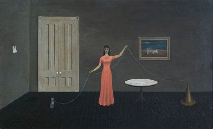 When hamlet confronts gertrude where is polonius hiding?