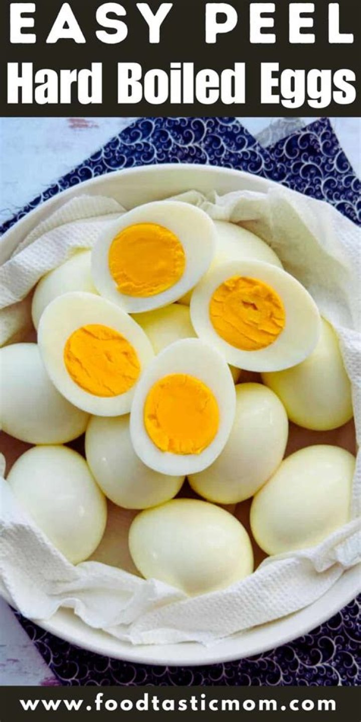 When to peel hard boil eggs?