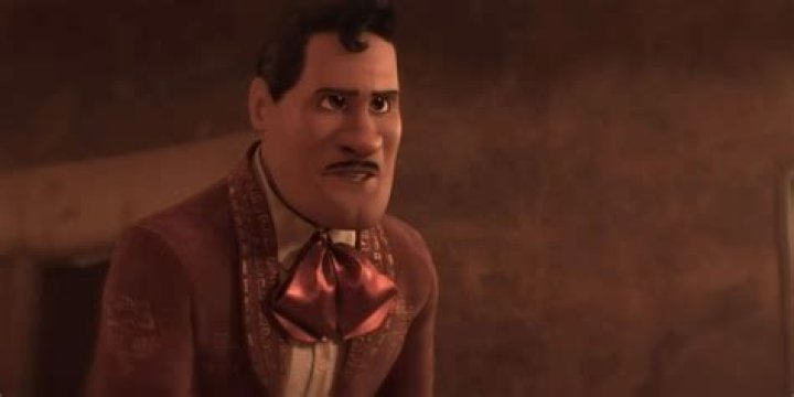 When was ernesto de la cruz born?